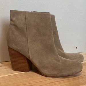 Beige Crown Vintage Suede Booties